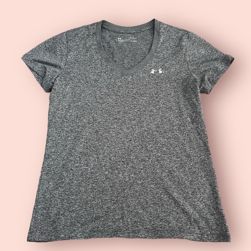 🛑SOLD🛑:  Under Armour Loose Fit Shirt